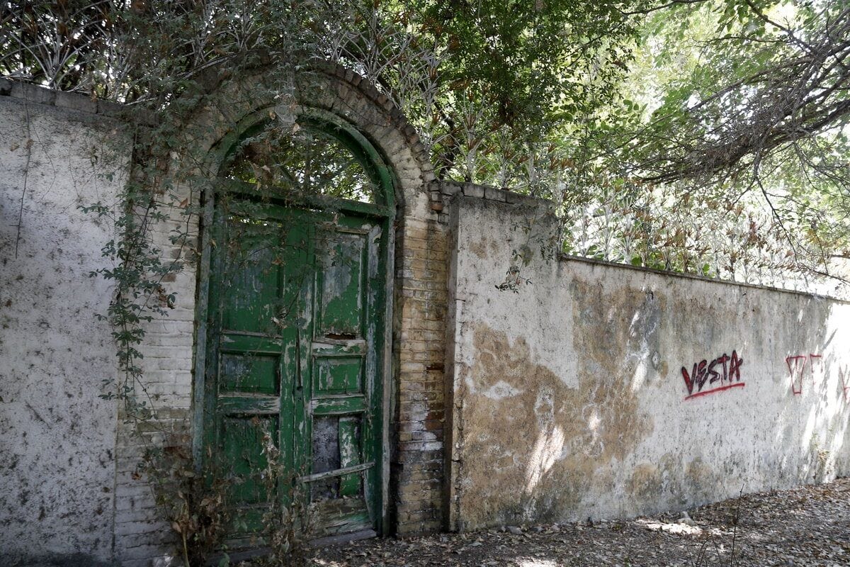 سفر به ایران قدیم؛‌ قصه غم‌انگیز باغ لاله پونک؛‌ کاترین عدل و شوهرش چگونه کشته شدند؟