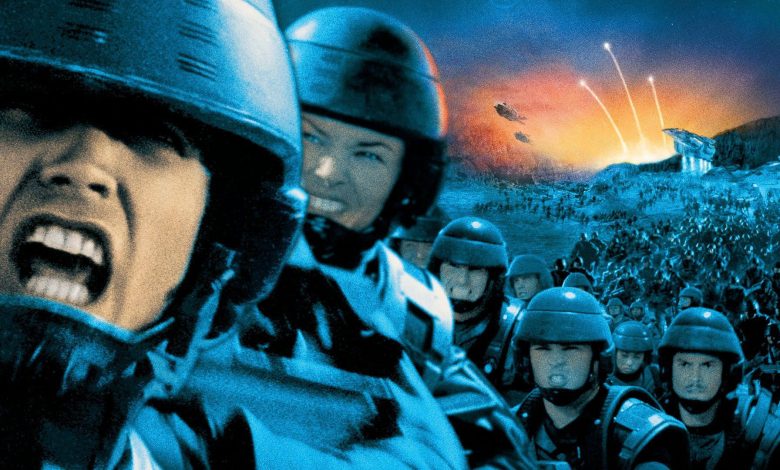 فیلم جدید Starship Troopers توسط کارگردان District 9 ساخته ‌شود