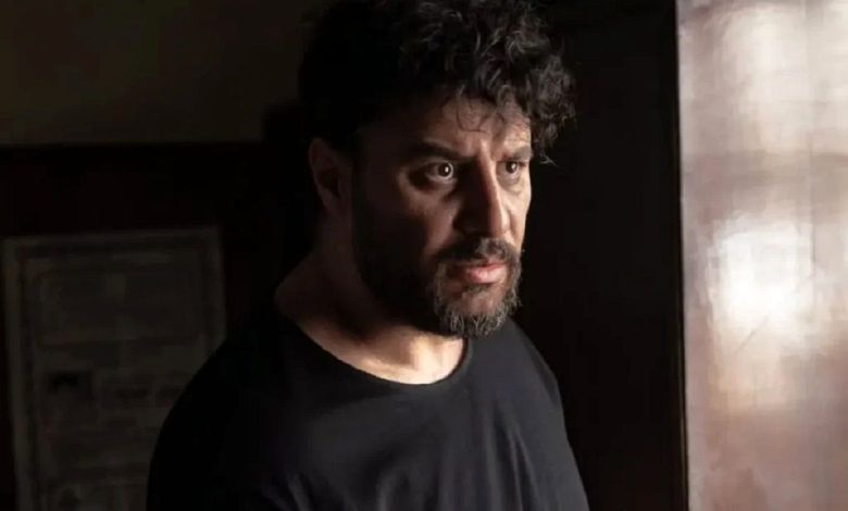 البرز کوشیار: «جواد عزتی در وحشی سویه خاصی از قدرت بازیگری‌اش را به رخ کشیده»