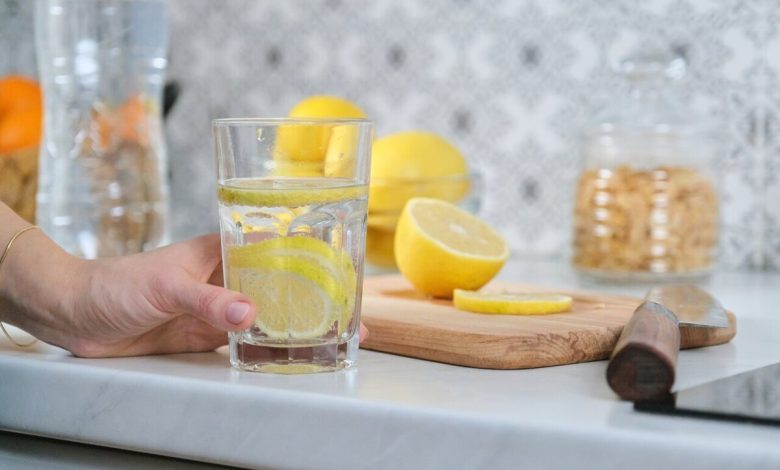 چه خوراکیهایی آب بدن را زیاد میکنند ؟ ؛ بهترین تامین کننده آب بدن