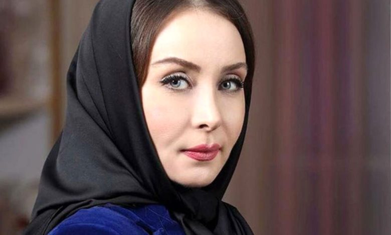 تصاویر؛ درخشش غیرمنتظره حدیث فولادوند با استایلی اسپرت در شب تجلیل از گلاب آدینه