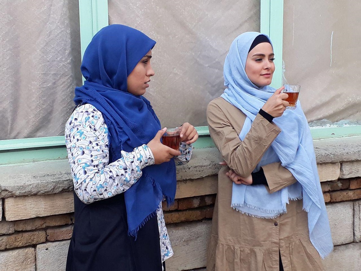 بیوگرافی دنیا فتحی 4
