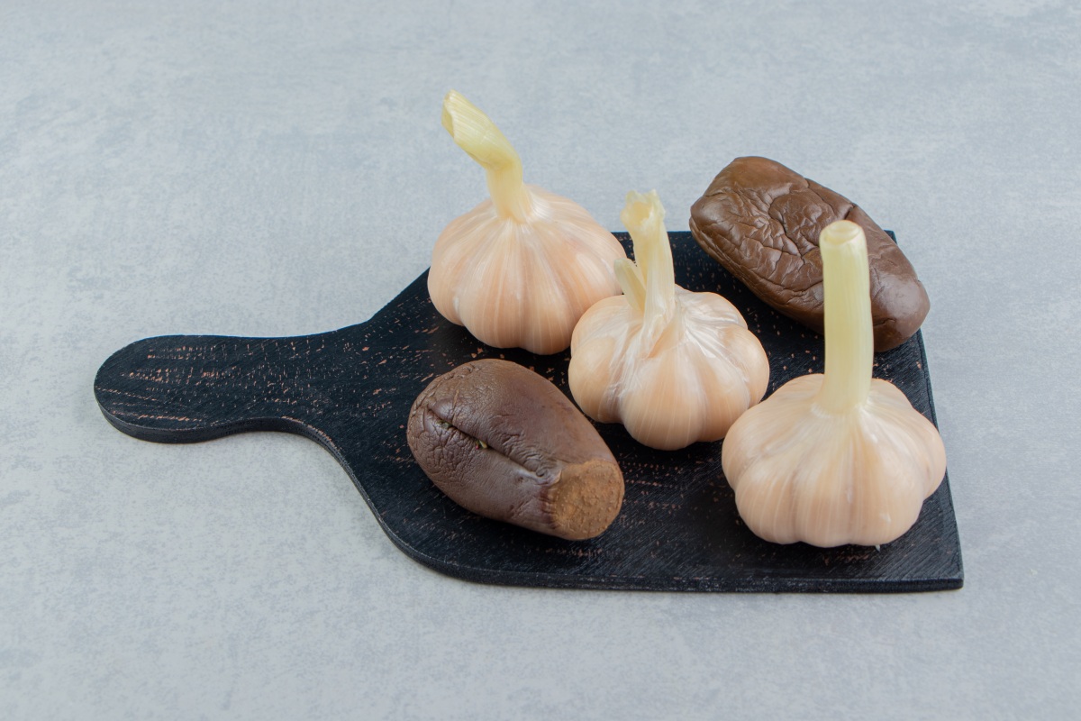 ساده ترین روش درست کردن ترشی سیر3