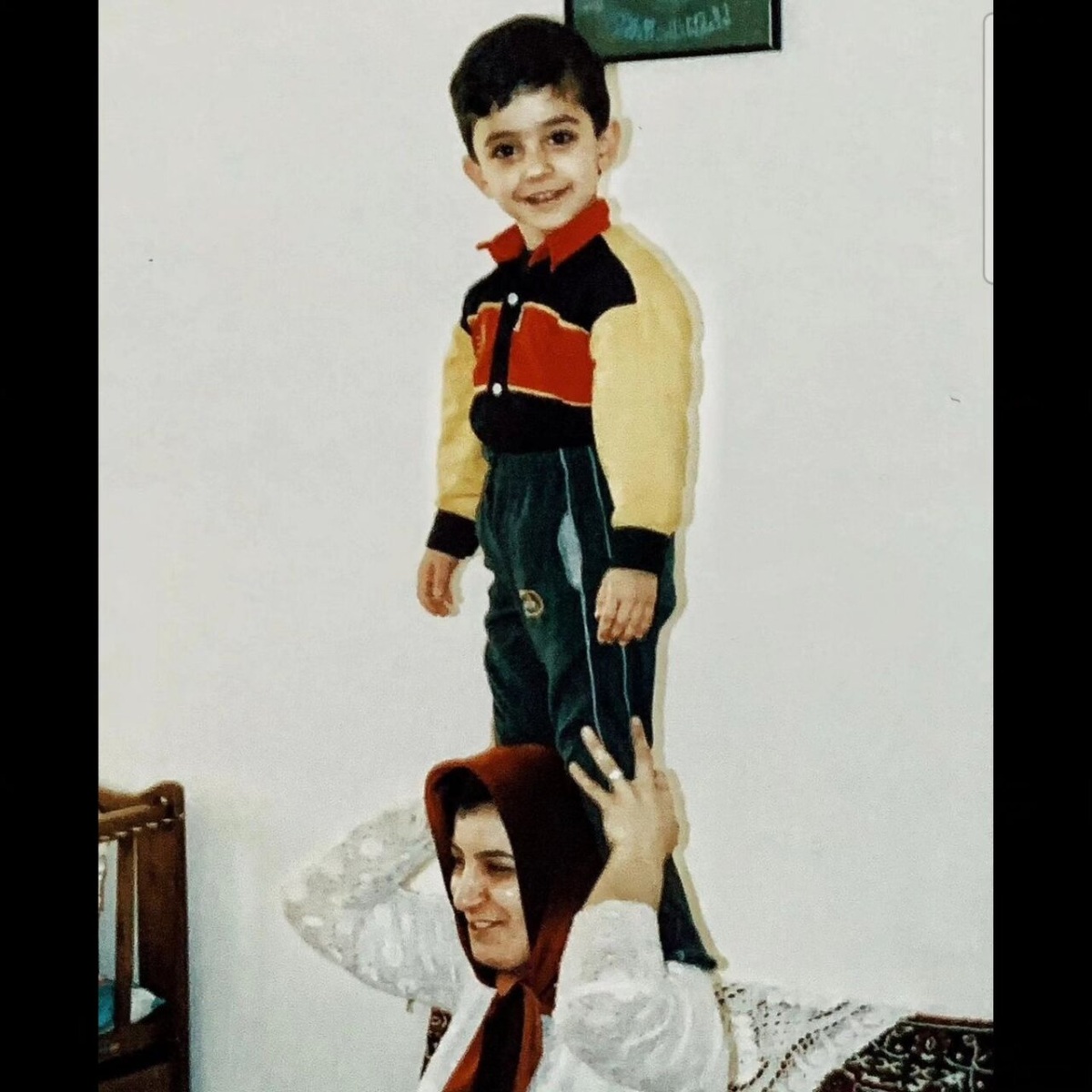 کودکی علی شادمان4